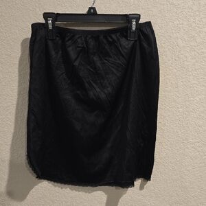 Vintage Vanity Fair Black Nylon Tricot Half Slip – Lace Trim – Size Medium/18